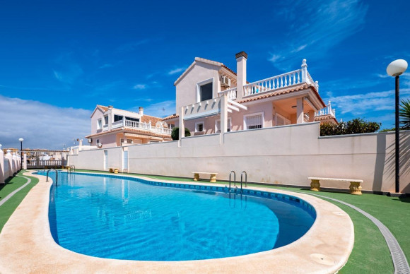 Reventa - Villa - Torrevieja - Sector 25