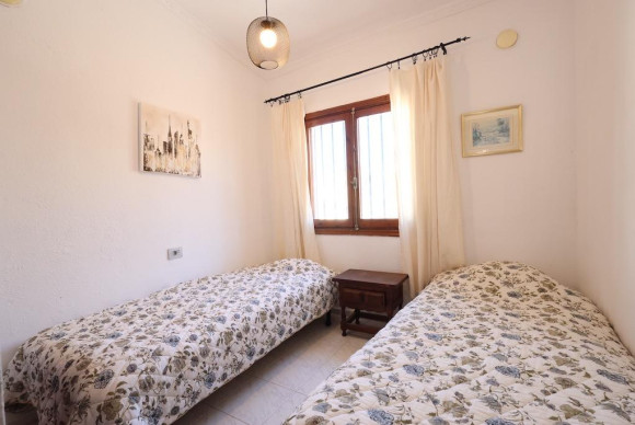 Resale - Apartment  - Torrevieja - Los Frutales