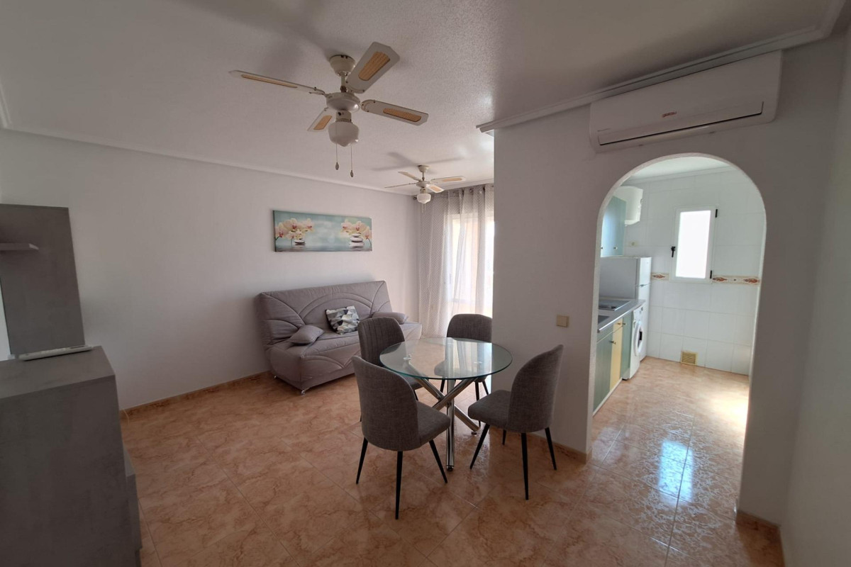 Lange Termijn Verhuur - Appartement  - Torrevieja - Centro