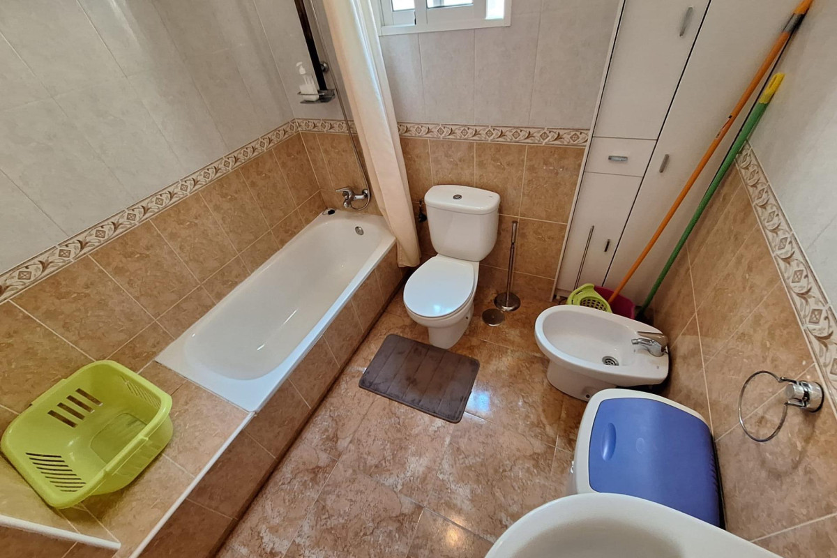 Lange Termijn Verhuur - Appartement  - Torrevieja - Playa de los locos