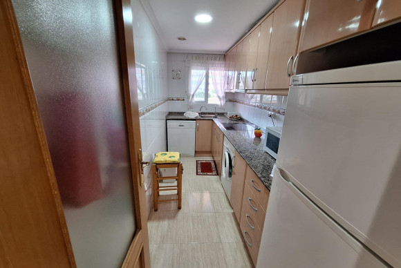 Resale - Apartment  - Torrevieja - Playa del cura