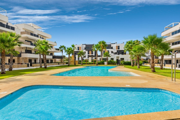 Resale - Apartment  - Orihuela Costa - Los Altos