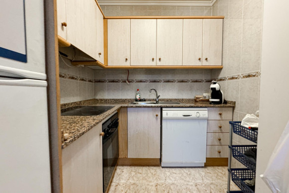 Resale - Apartment  - Torrevieja - Playa del cura