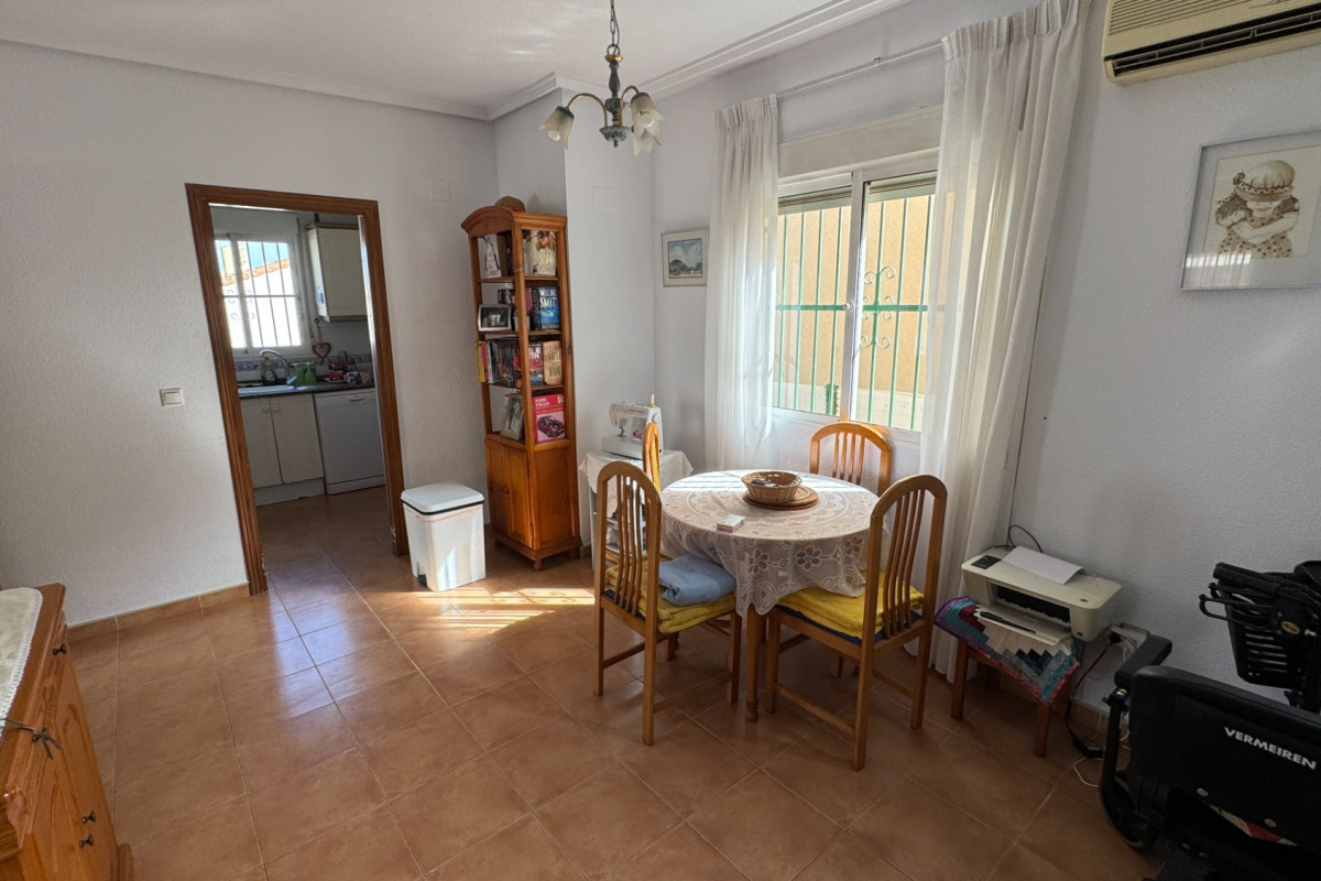 Reventa - Casa semi independiente - Algorfa - Montebello