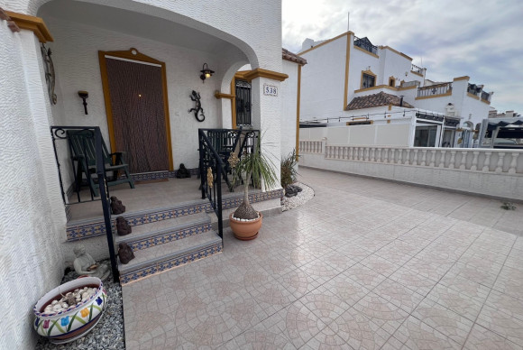 Resale - Townhouse - Orihuela Costa - Entre Naranjos Vistabella