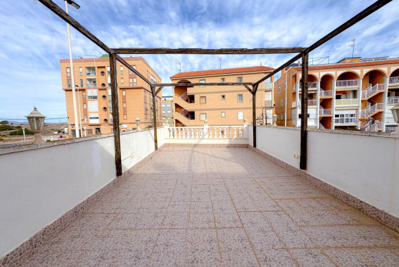 Resale - Apartment  - Torrevieja - La Mata pueblo