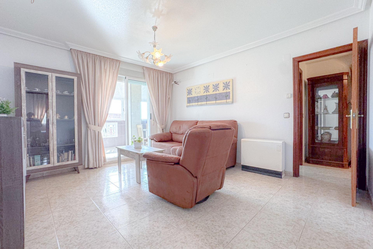 Resale - Apartment  - Torrevieja - Acequion