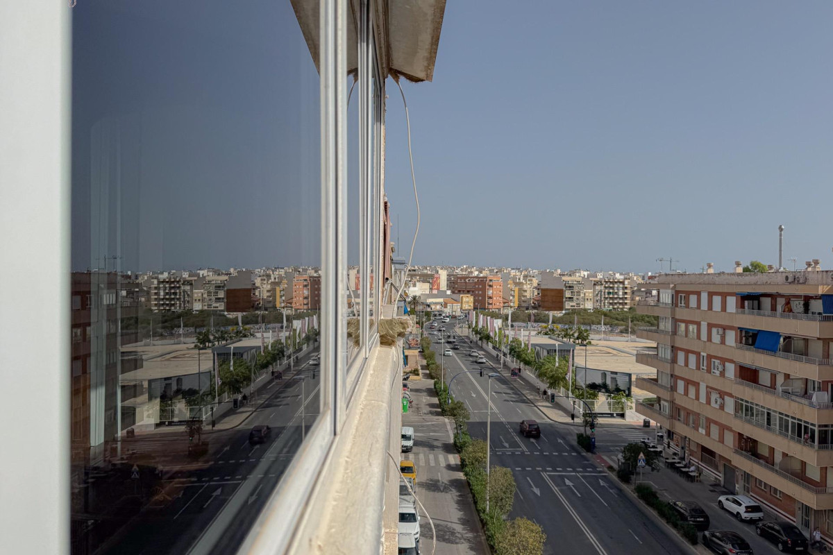 Resale - Apartment  - Torrevieja - Acequion