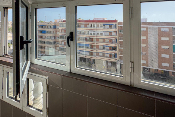 Resale - Apartment  - Torrevieja - Acequion