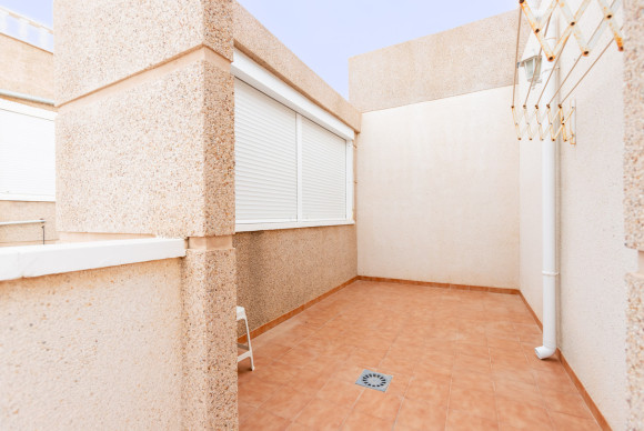 Reventa - Apartamento / piso - Torrevieja - Aguas Nuevas