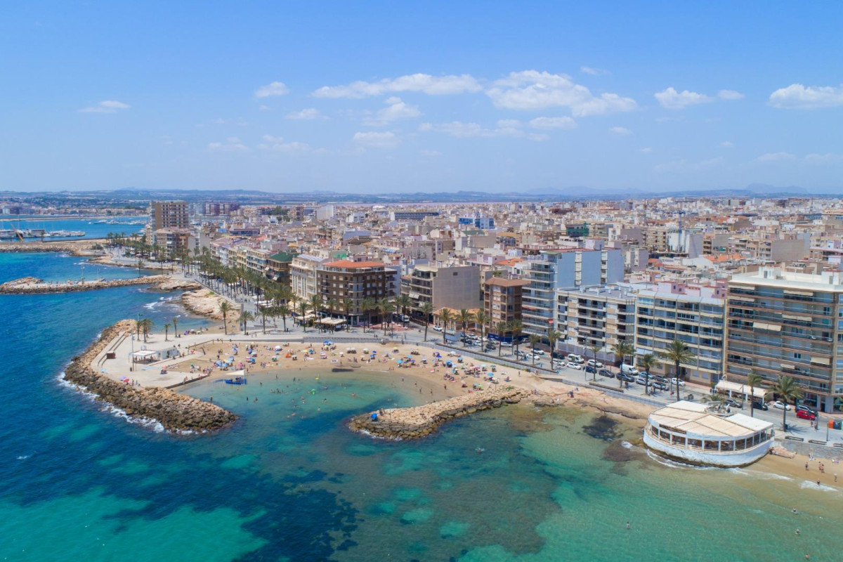 Resale - Apartment  - Torrevieja - Playa del cura