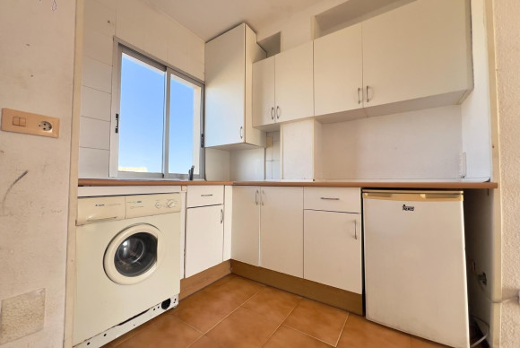 Reventa - Apartamento / piso - Torrevieja - La Mata pueblo