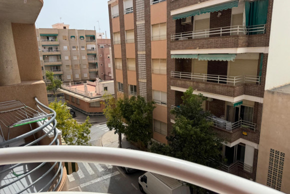 Reventa - Apartamento / piso - Torrevieja - Playa del cura