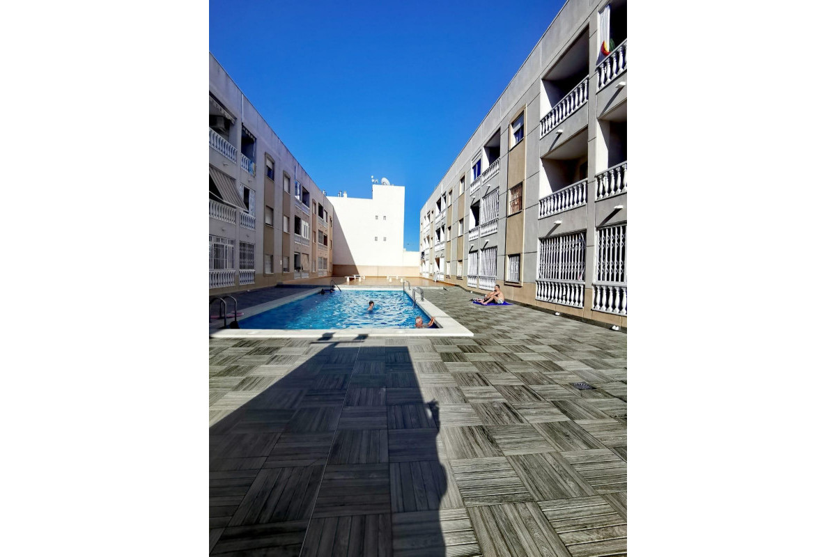 Resale - Apartment  - Torrevieja - Centro