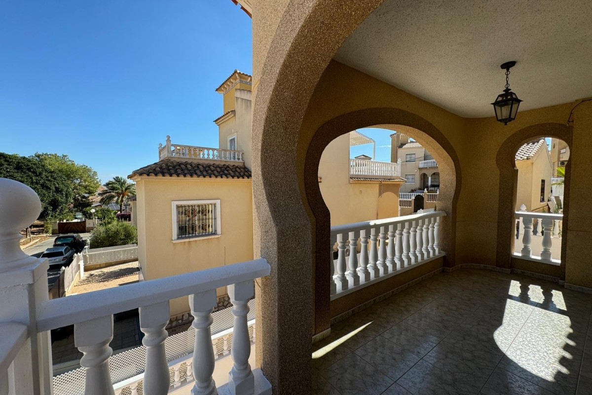 Resale - Villa - Orihuela Costa - Lomas de Campoamor-Las Ramblas