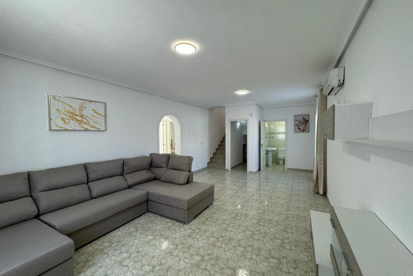 Resale - Villa - Orihuela Costa - Lomas de Campoamor-Las Ramblas