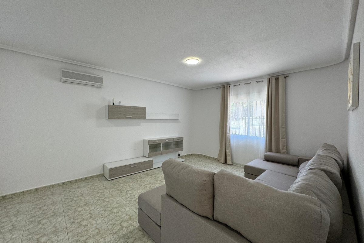 Resale - Villa - Orihuela Costa - Lomas de Campoamor-Las Ramblas