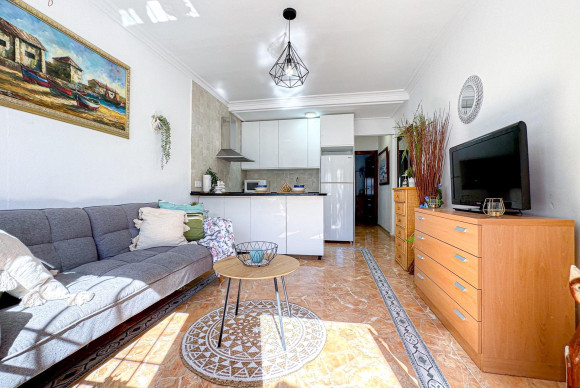 Resale - Apartment  - Torrevieja - Los Frutales