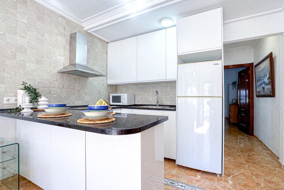 Resale - Apartment  - Torrevieja - Los Frutales