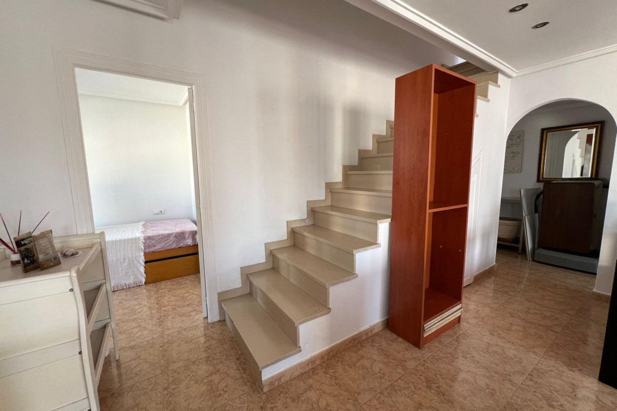 Resale - Apartment  - Guardamar del Segura - CENTRO