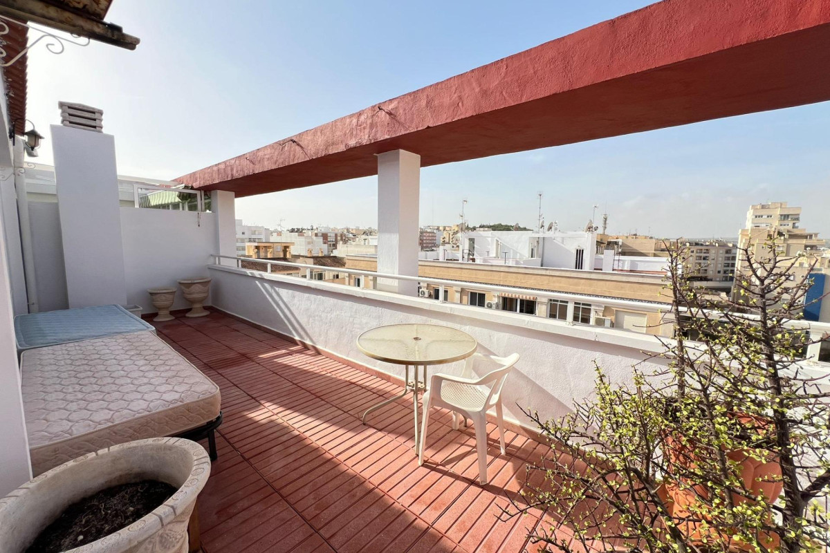 Resale - Apartment  - Guardamar del Segura - CENTRO