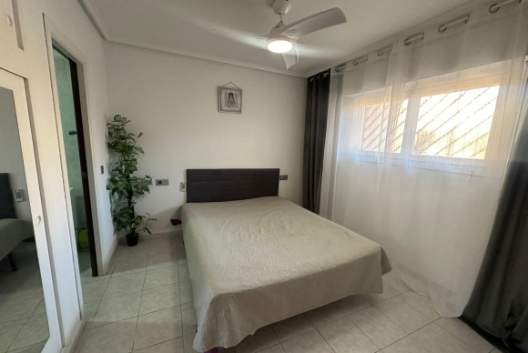 Herverkoop - Appartement  - Torrevieja - El molino