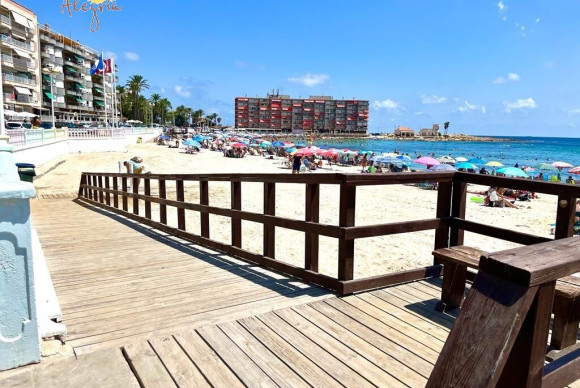 Reventa - Apartamento / piso - Torrevieja - Playa del cura