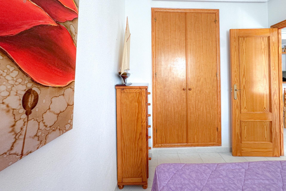 Resale - Apartment  - Torrevieja - La Mata