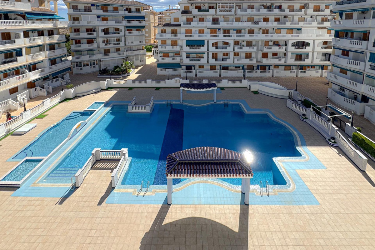 Resale - Apartment  - Torrevieja - La Mata