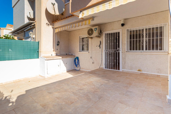 Reventa - Terraced house - Torrevieja - Aguas Nuevas