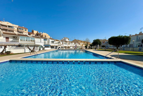 Revente - Maison de ville - Torrevieja - Calas blanca