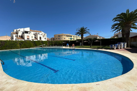 Herverkoop - Appartement  - Torrevieja - Playa de los Naufragos