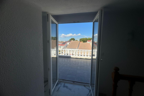 Herverkoop - Appartement - Torrevieja - El limonar