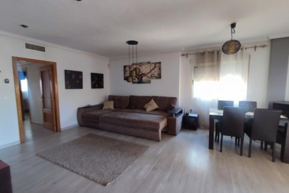 Reventa - House - Torrevieja - Aguas Nuevas