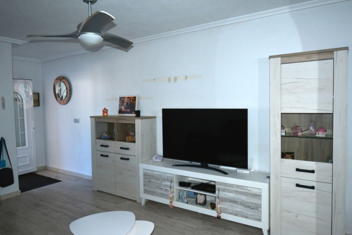 Resale - Apartment  - Vistabella Golf