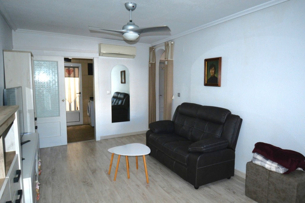 Resale - Apartment  - Vistabella Golf