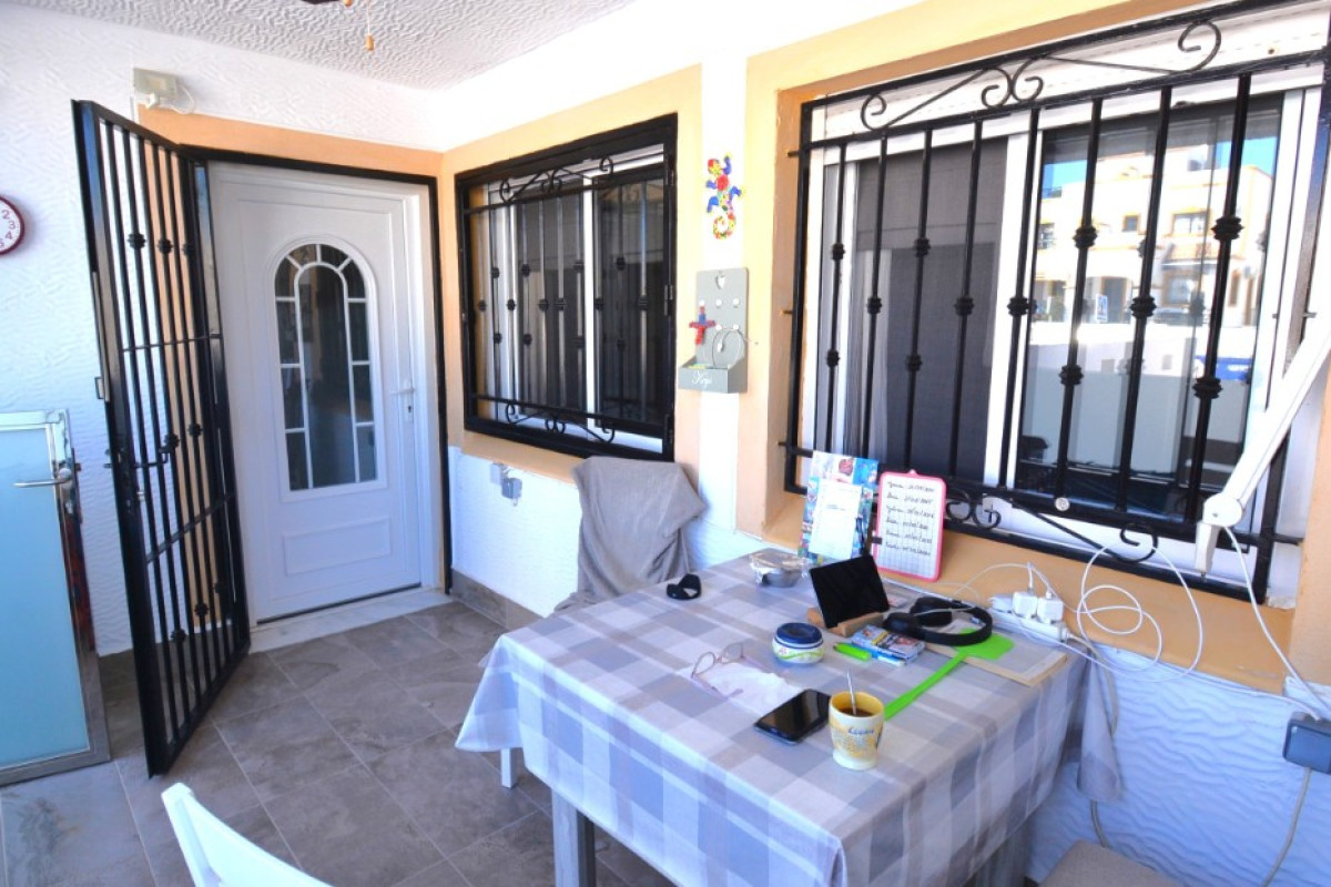 Resale - Apartment  - Vistabella Golf