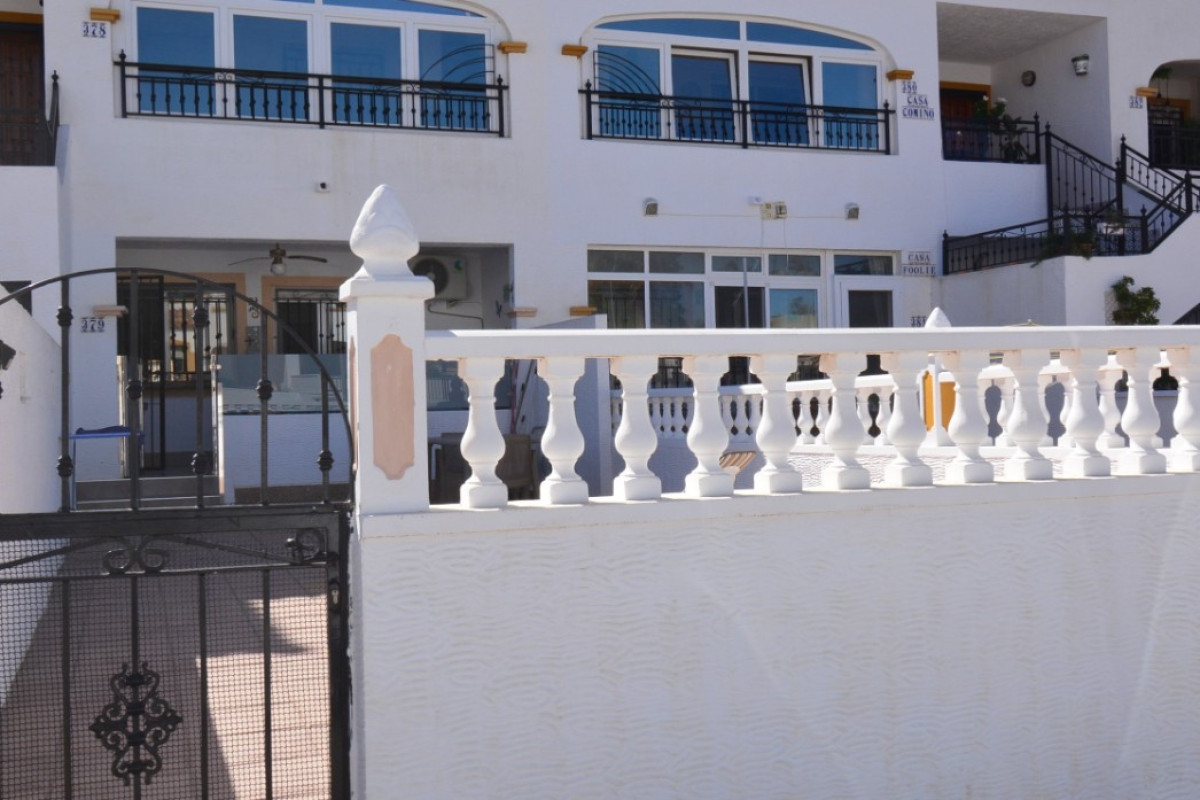 Resale - Apartment  - Vistabella Golf