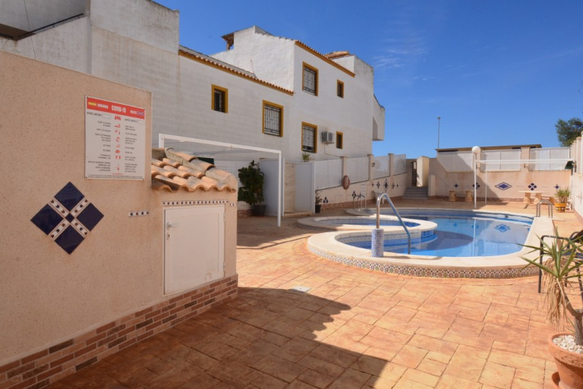 Resale - Apartment  - Vistabella Golf