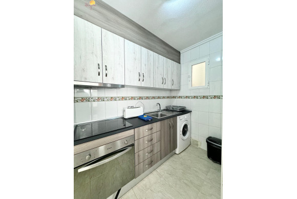 Reventa - Apartamento / piso - Torrevieja - Playa del cura