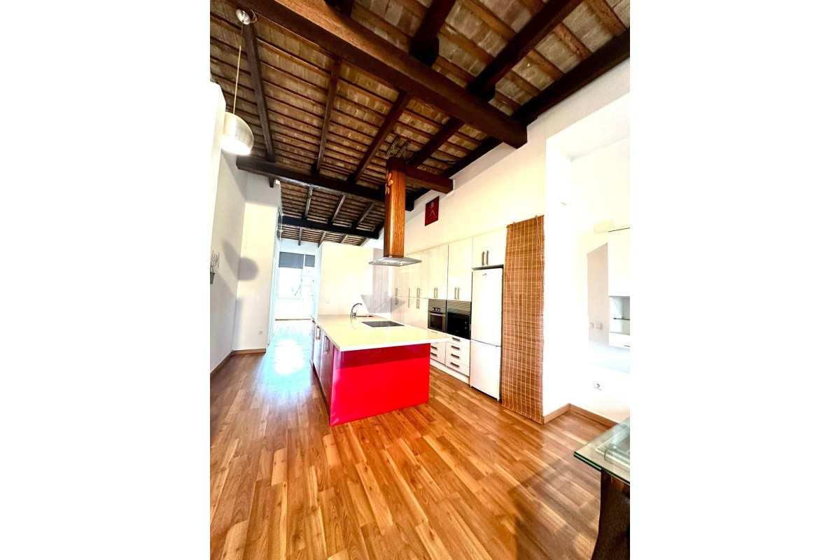 Reventa - Apartamento / piso - Valencia - Exposició