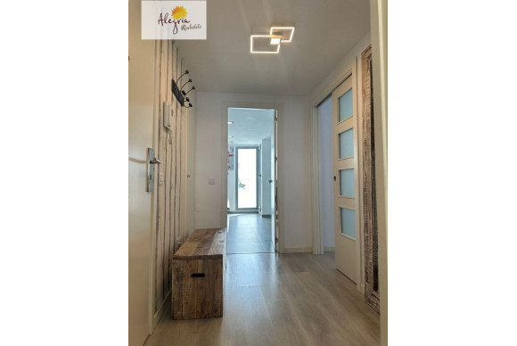 Reventa - Apartamento / piso - Valencia - Sant Isidre