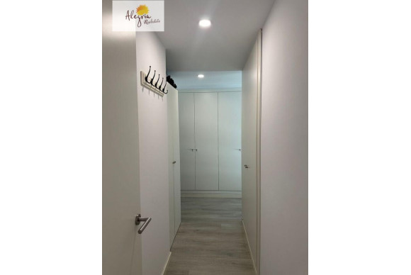 Reventa - Apartamento / piso - Valencia - Sant Isidre