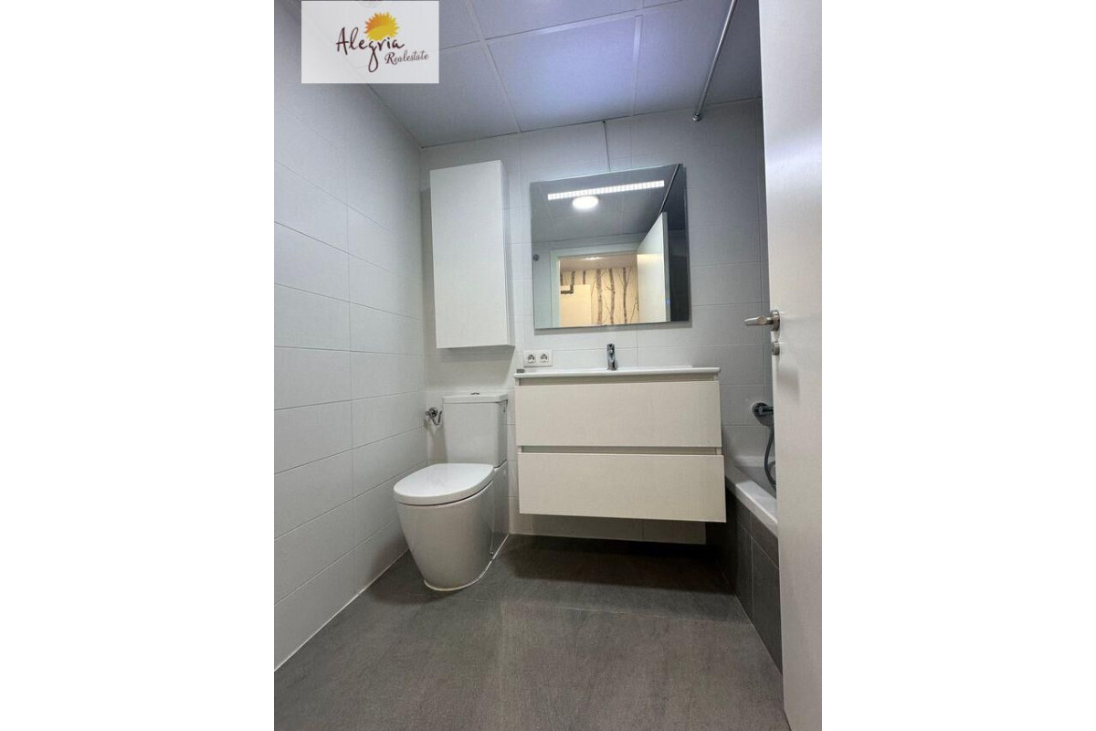 Reventa - Apartamento / piso - Valencia - Sant Isidre