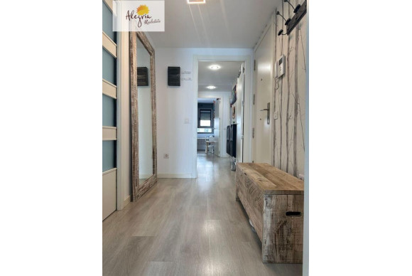 Reventa - Apartamento / piso - Valencia - Sant Isidre