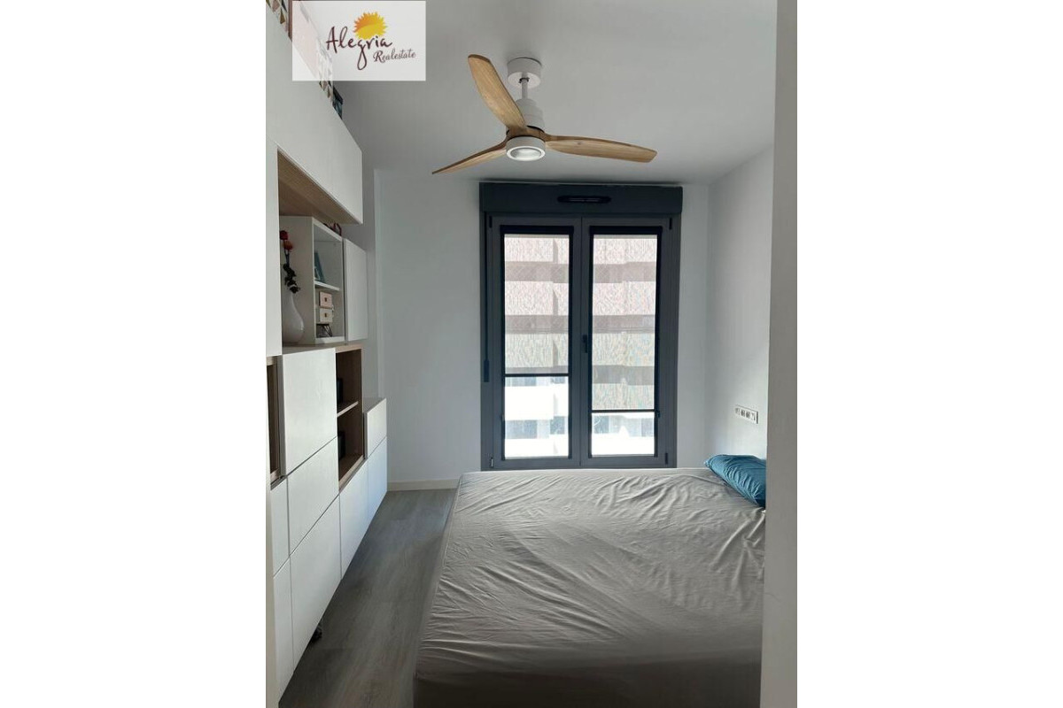 Reventa - Apartamento / piso - Valencia - Sant Isidre