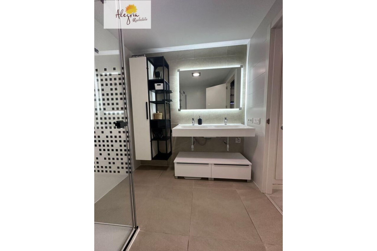 Reventa - Apartamento / piso - Valencia - Sant Isidre