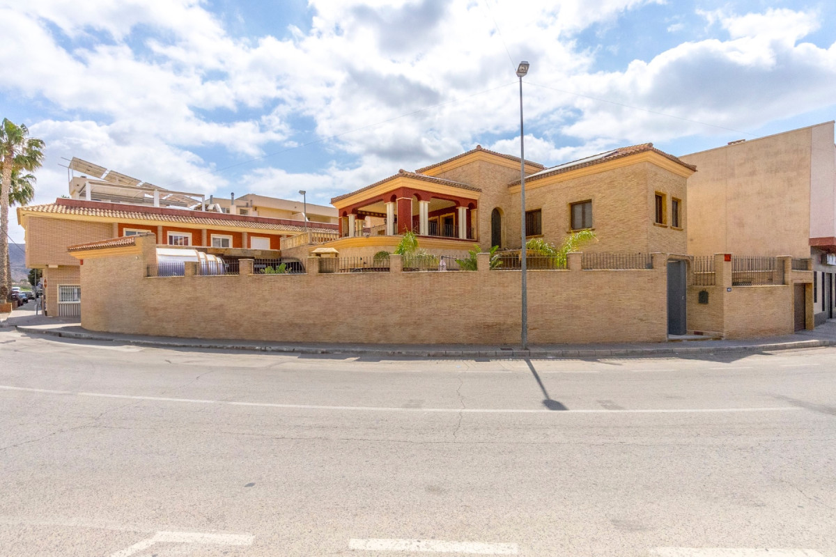 Resale - House - Orihuela Costa - Orihuela