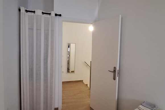 Long Term Rental - Apartment  - Villajoyosa - Pueblo