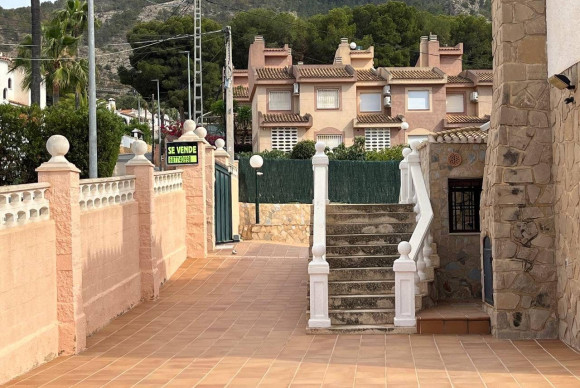 Resale - Villa - Alfaz del Pi - Albir